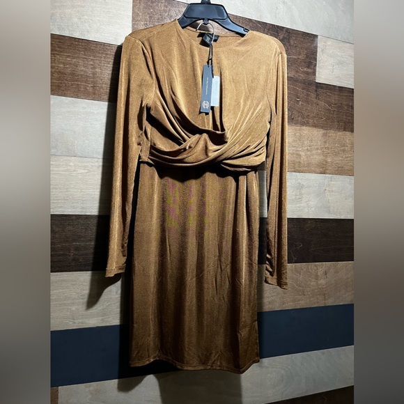 House of Harlow 1960 two piece shimmery dress. Size 6 - Picture 2 of 9